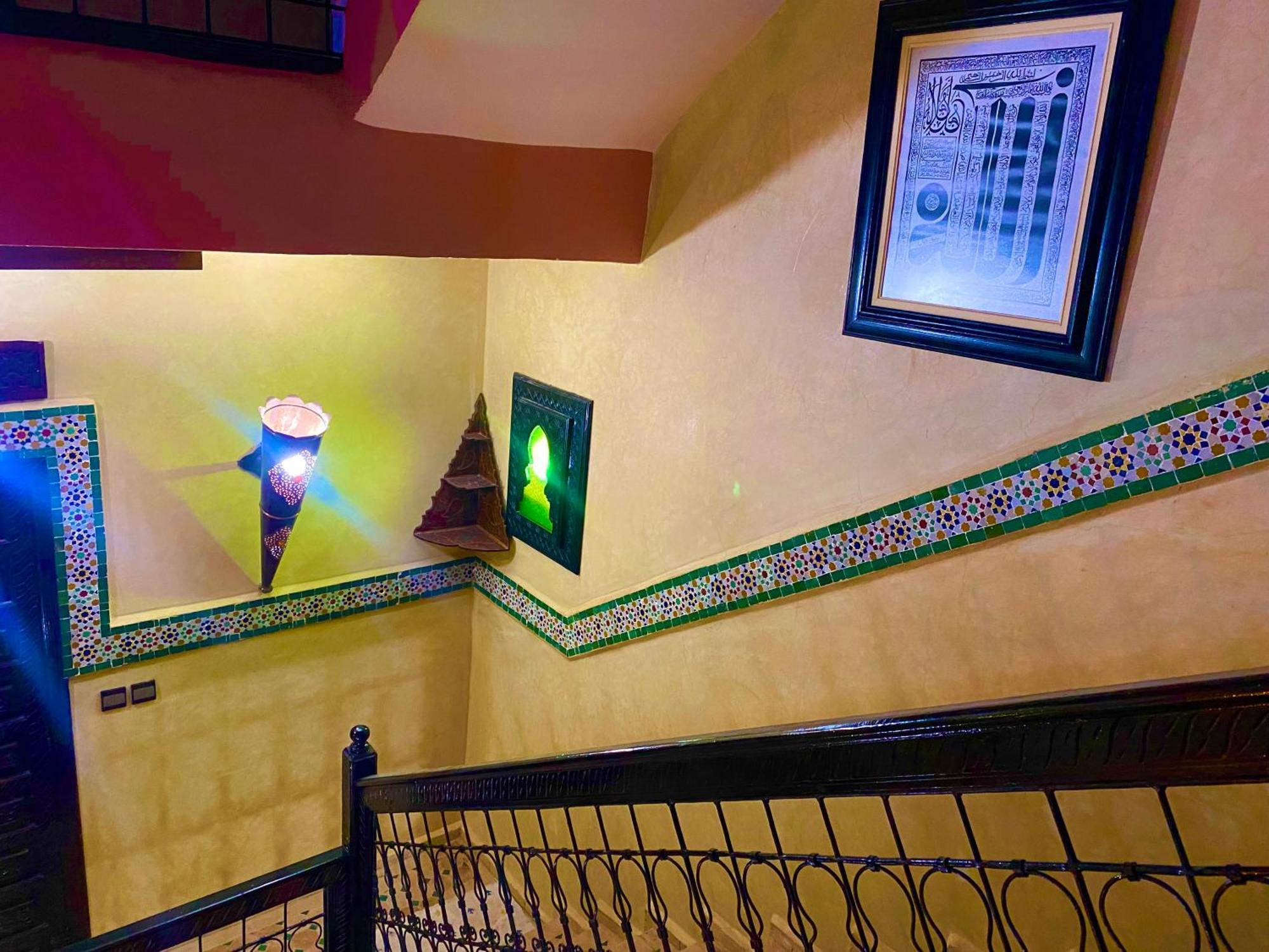 Riad Nezha Avec Jacuzzi Et 3 Piscines Au Coeur De Marrakesh Luaran gambar