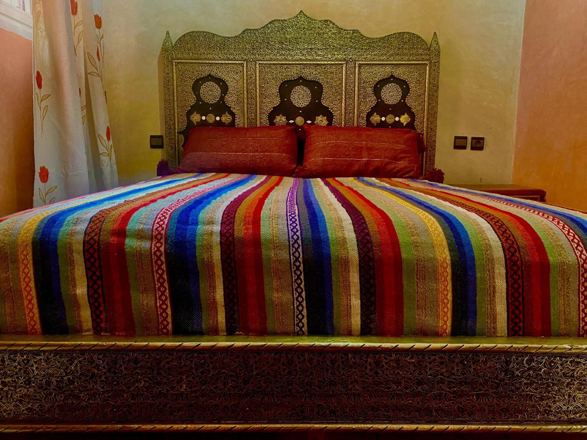 Riad Nezha Avec Jacuzzi Et 3 Piscines Au Coeur De Marrakesh Luaran gambar