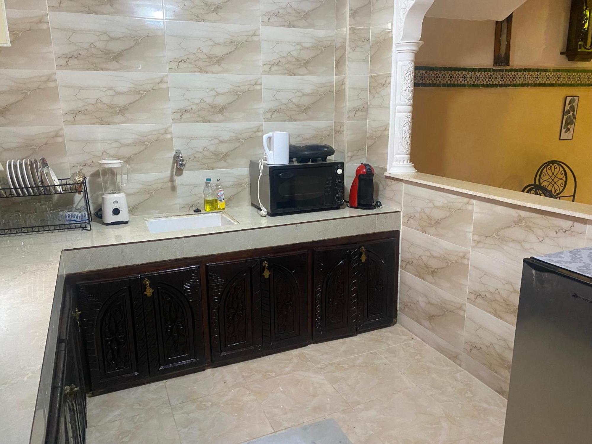 Riad Nezha Avec Jacuzzi Et 3 Piscines Au Coeur De Marrakesh Luaran gambar