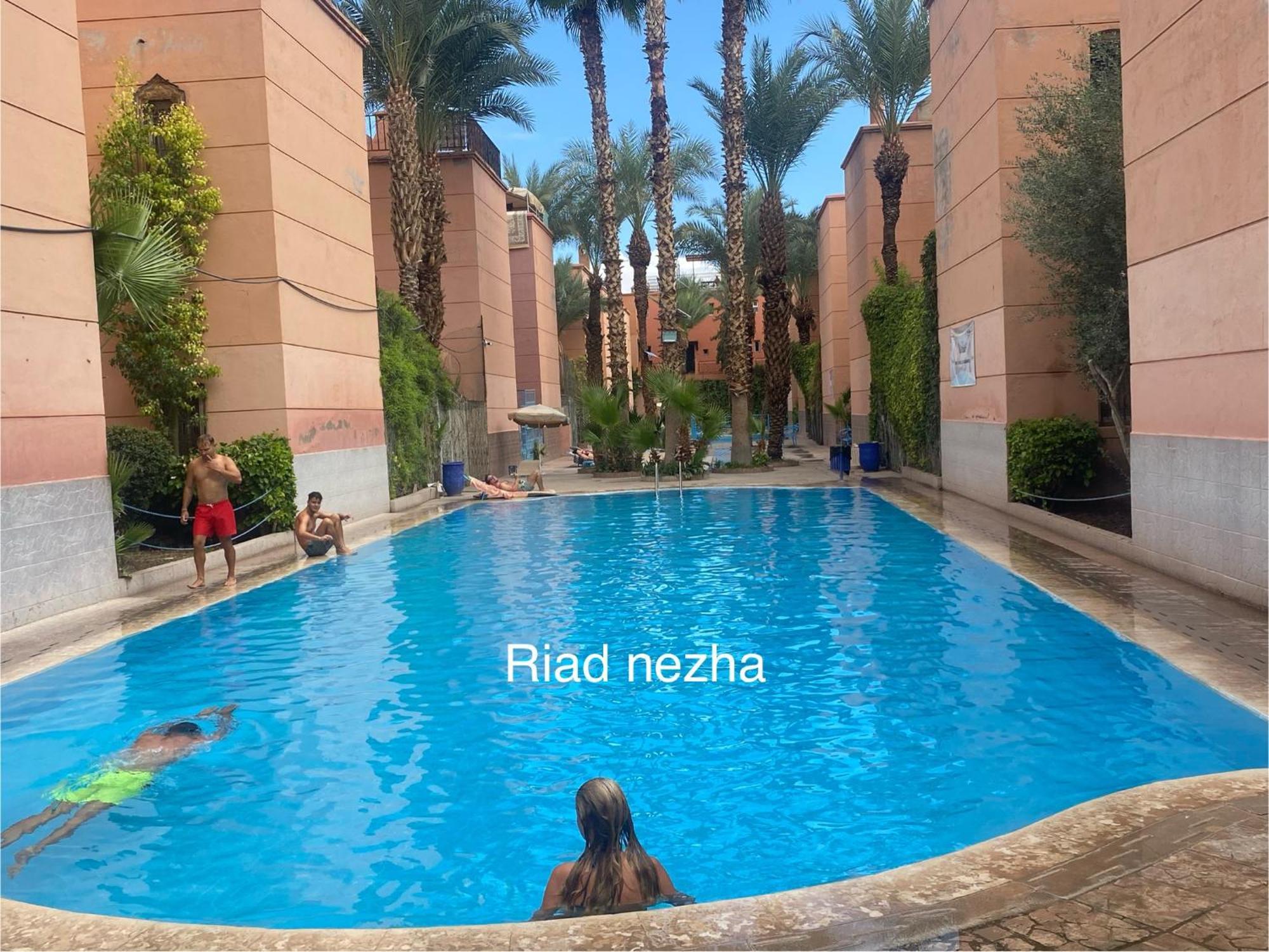 Riad Nezha Avec Jacuzzi Et 3 Piscines Au Coeur De Marrakesh Luaran gambar